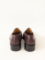 Lade das Bild in den Galerie-Viewer, *Calvin Klein* Loafer Weinrot Leder (38)
