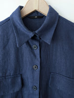 Lade das Bild in den Galerie-Viewer, *Leinen* Overshirt Bluse Marineblau Basic (M-L)
