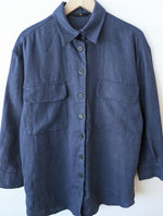 Lade das Bild in den Galerie-Viewer, *Leinen* Overshirt Bluse Marineblau Basic (M-L)
