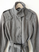 Lade das Bild in den Galerie-Viewer, *Wolle* Cropped Jacke Y2K Wolle Grau (M-L)
