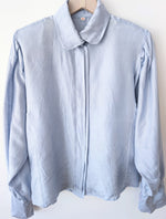 Lade das Bild in den Galerie-Viewer, *Seide* Bluse 80s Basic Hellblau Ballonärmel (M-L)
