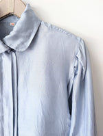 Lade das Bild in den Galerie-Viewer, *Seide* Bluse 80s Basic Hellblau Ballonärmel (M-L)
