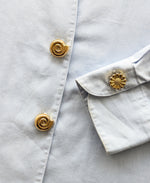 Lade das Bild in den Galerie-Viewer, Knopf Brosche Gold • Muschel &amp; Blume
