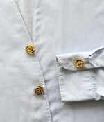 Lade das Bild in den Galerie-Viewer, Knopf Brosche Gold • Muschel &amp; Blume
