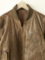 Lade das Bild in den Galerie-Viewer, Bomber Lederjacke 90s Blouson Khaki (L)
