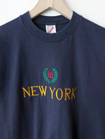 Lade das Bild in den Galerie-Viewer, Shirt New York Stick Dunkelblau (L)
