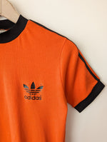 Lade das Bild in den Galerie-Viewer, *Adidas* RARE Ringer Shirt Saturn Köln (M)
