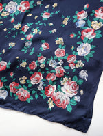 Lade das Bild in den Galerie-Viewer, *Seide* Tuch Bohemian Rosen Print
