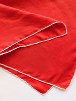 Lade das Bild in den Galerie-Viewer, *Seide* Tuch 80s Premium Basic Rot
