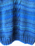 Lade das Bild in den Galerie-Viewer, *Handmade* Pullunder Blau Petrol Wolle Heavin (L)
