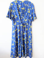 Lade das Bild in den Galerie-Viewer, Kleid Blau Gänseblümchen 80s Heavin (XL-XXL)
